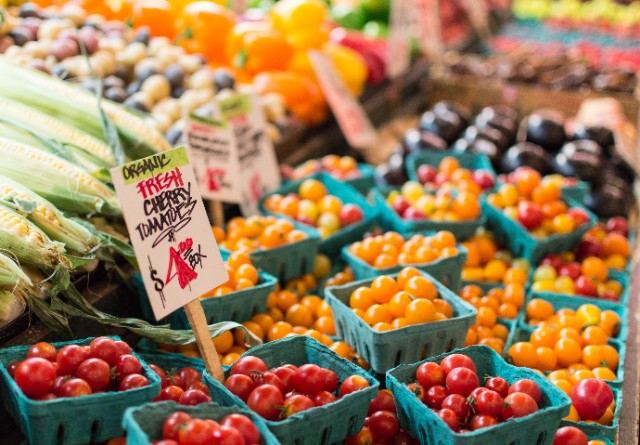 Shop Seasonal, Local Produce and More at the Freshfarm Capitol Riverfront Market